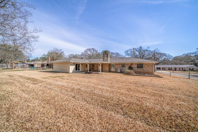 1805 Laney, Longview, TX 75605