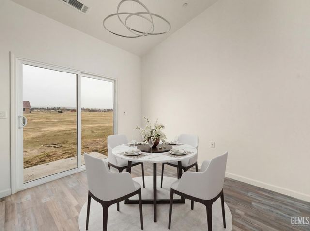 28102 Valley West Road, Taft, CA 93268