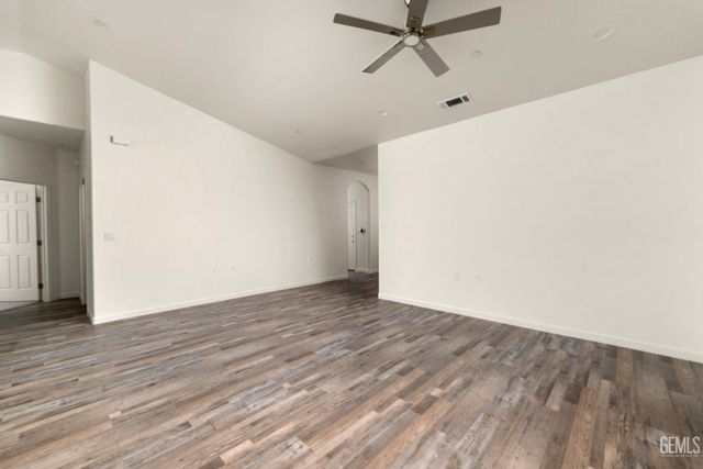 28102 Valley West Road, Taft, CA 93268