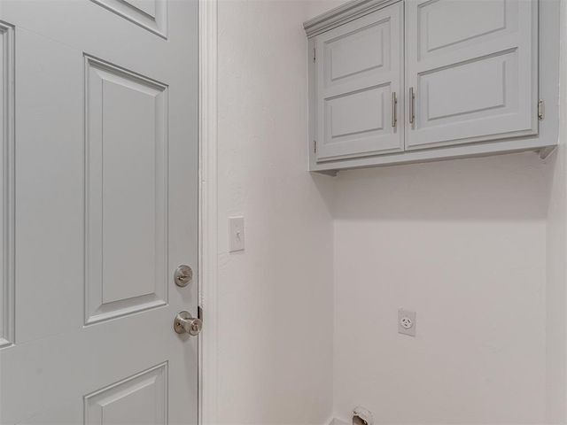 1305 Apollo Road, Edmond, OK 73003