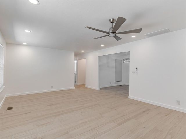 1305 Apollo Road, Edmond, OK 73003