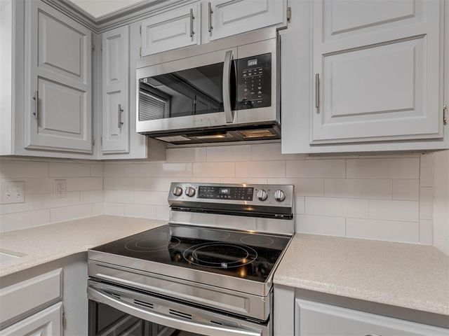 1305 Apollo Road, Edmond, OK 73003