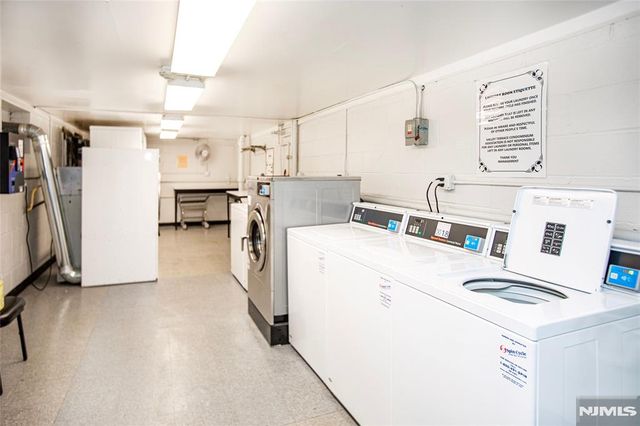 1130 Valley Road 2B, Wayne, NJ 07470