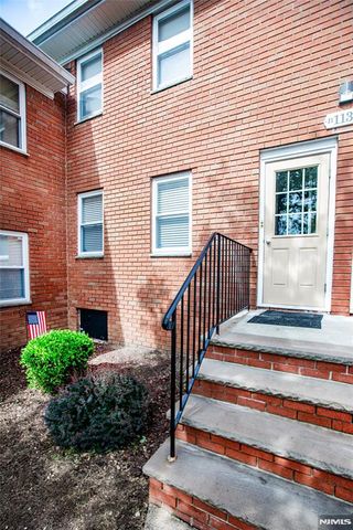 1130 Valley Road 2B, Wayne, NJ 07470