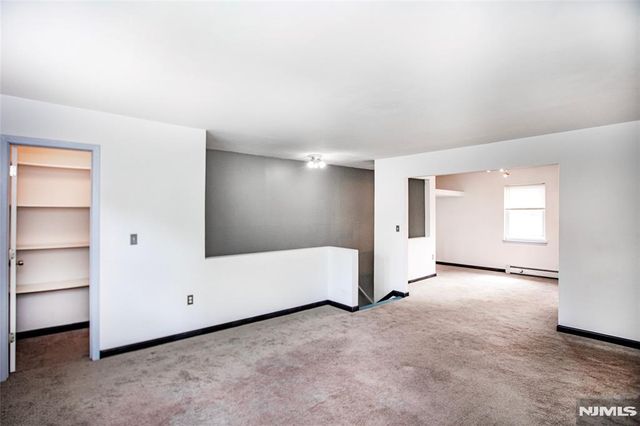 1130 Valley Road 2B, Wayne, NJ 07470