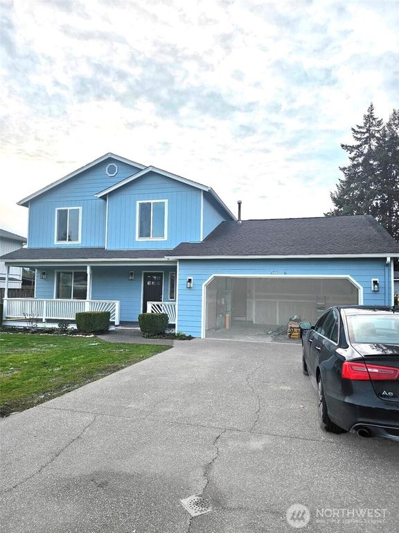 15716 46th Avenue E, Tacoma, WA 98446