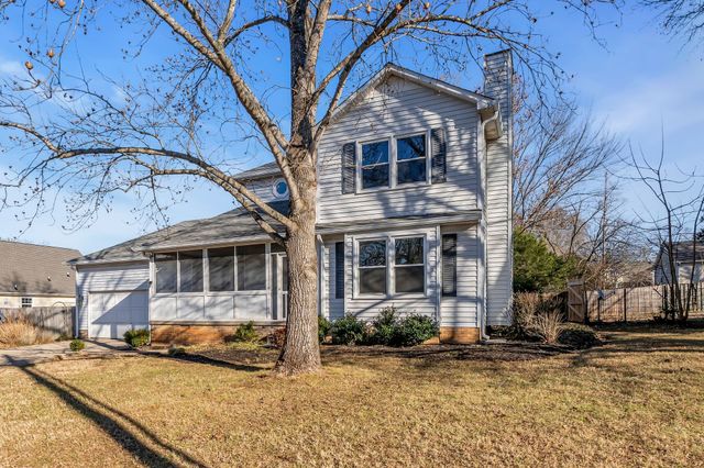 2440 Laurel Hill Ct, Murfreesboro, TN 37129