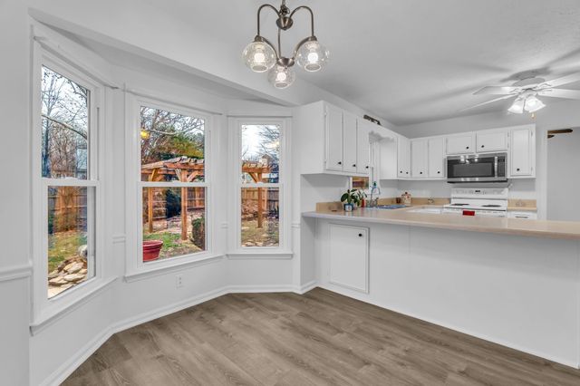 2440 Laurel Hill Ct, Murfreesboro, TN 37129