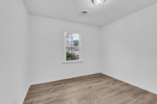 2440 Laurel Hill Ct, Murfreesboro, TN 37129