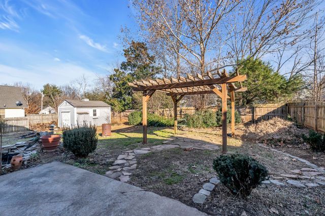 2440 Laurel Hill Ct, Murfreesboro, TN 37129