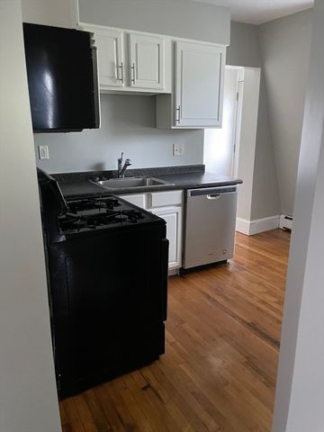 34 Herbert 6, Lynn, MA 01902