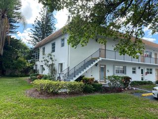2950 SE Ocean Boulevard SE 2-4, Stuart, FL 34996
