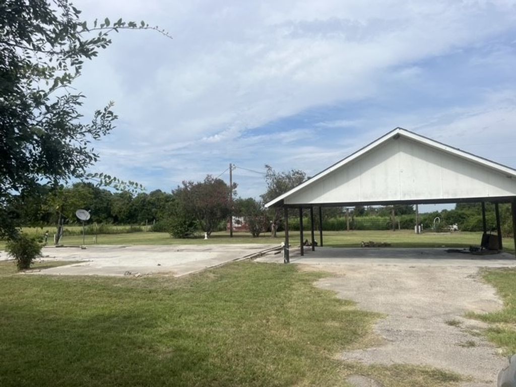 1146 FM 1771, Kosse, TX 76653