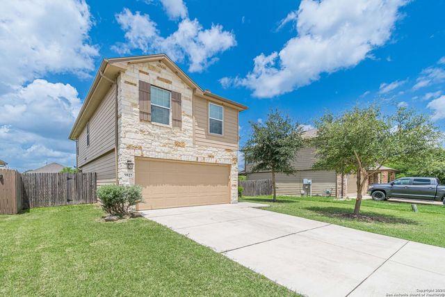 9827 SELESTAT PT, Schertz, TX 78154