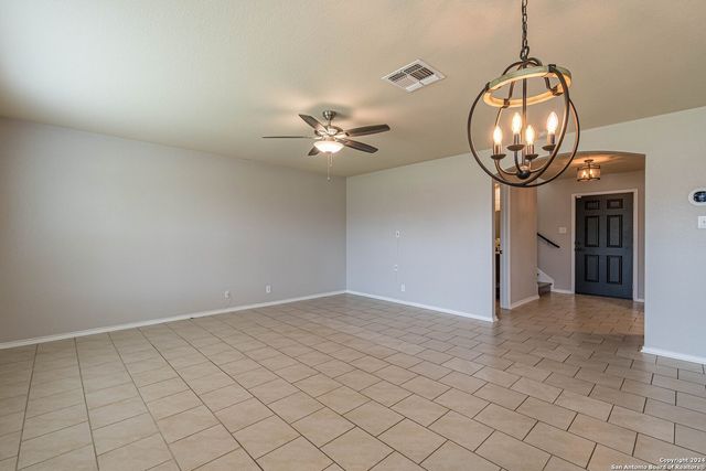 9827 SELESTAT PT, Schertz, TX 78154