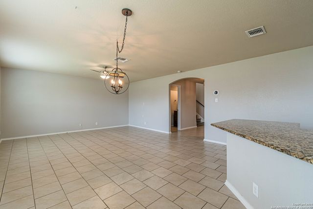 9827 SELESTAT PT, Schertz, TX 78154