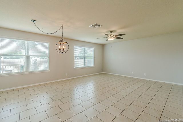 9827 SELESTAT PT, Schertz, TX 78154