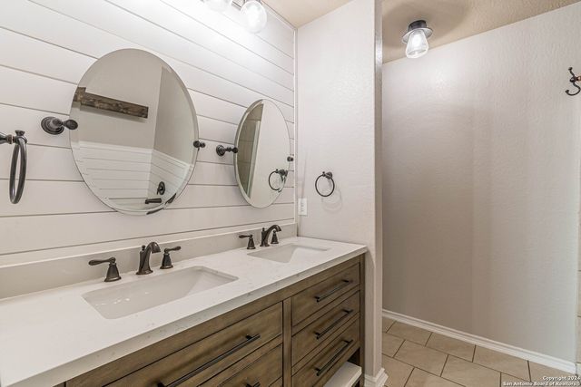 9827 SELESTAT PT, Schertz, TX 78154