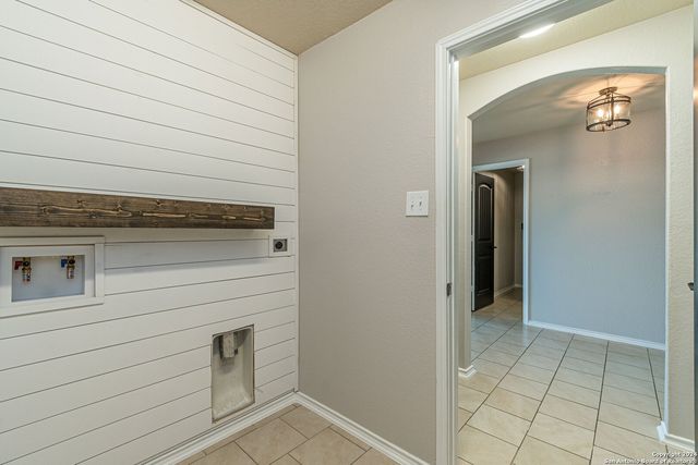 9827 SELESTAT PT, Schertz, TX 78154