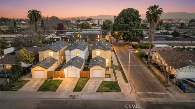 2027 E 105th, Los Angeles, CA 90002