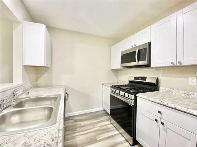 2110 Blue Meadow B, Austin, TX 78744