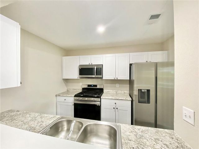 2110 Blue Meadow B, Austin, TX 78744