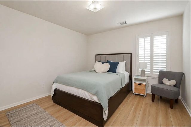 5110 Prosperity Circle, Houston, TX 77018
