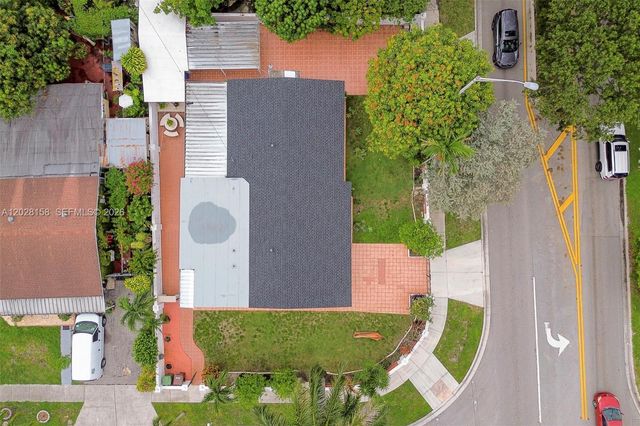 790 W 73rd Place, Hialeah, FL 33014