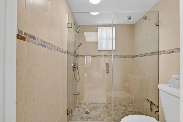 2724 N Garden Drive 403, Lake Worth, FL 33461