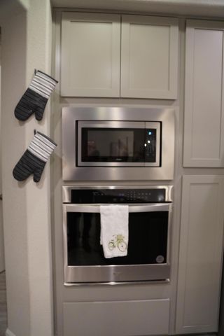 4412 Skyline Loop NE, Rio Rancho, NM 87144