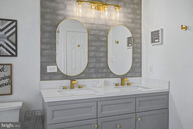 81 BARRINGTON LN, Chester Springs, PA 19425