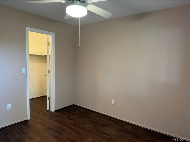5220 W Utica Road, Shelby Charter Township, MI 48317