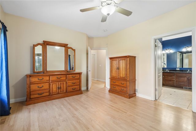 1669 Timberlake Run, Cedar Rapids, IA 52403