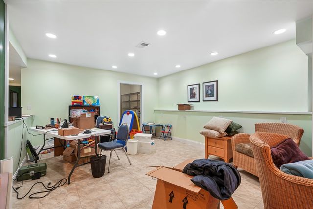 1669 Timberlake Run, Cedar Rapids, IA 52403