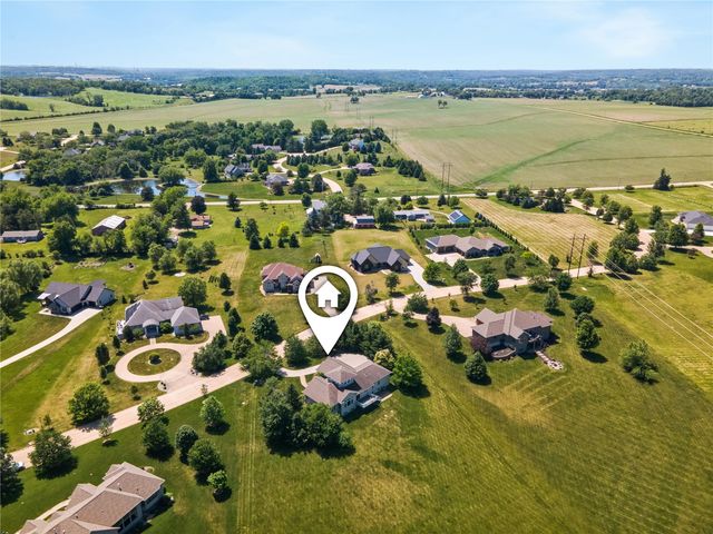 1669 Timberlake Run, Cedar Rapids, IA 52403