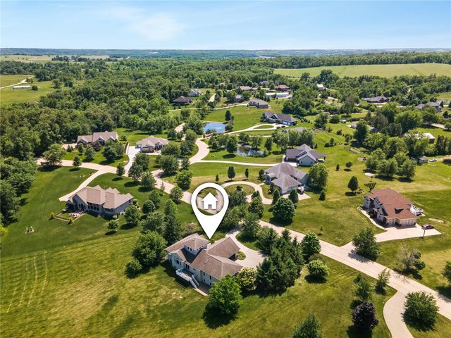 1669 Timberlake Run, Cedar Rapids, IA 52403