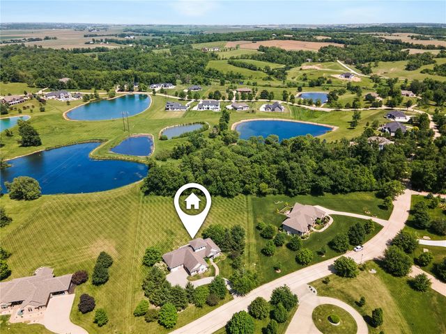 1669 Timberlake Run, Cedar Rapids, IA 52403