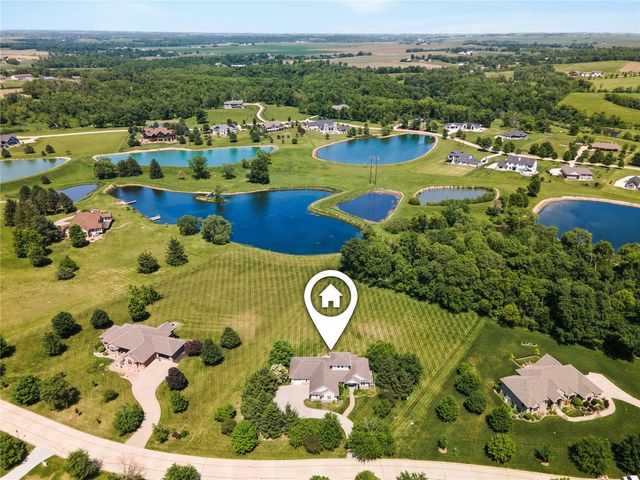 1669 Timberlake Run, Cedar Rapids, IA 52403