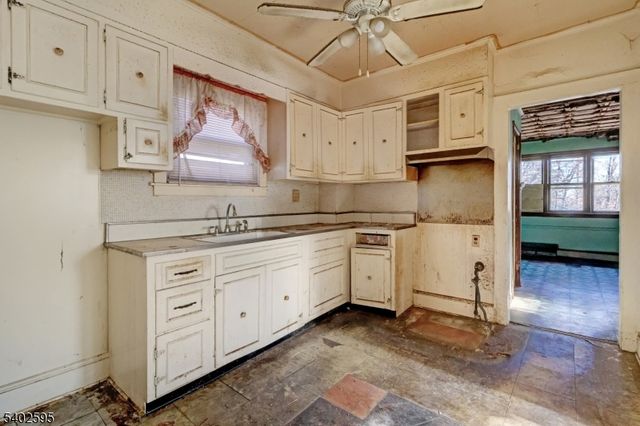 86 Watchung Ave, West Orange Twp., NJ 07052