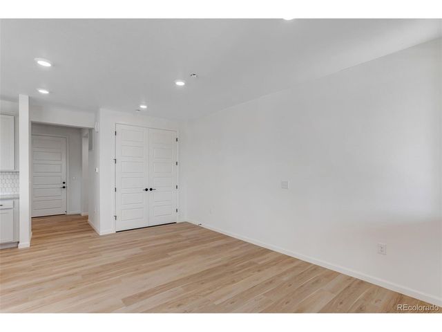 1422 Hudson Pl, Longmont, CO 80501