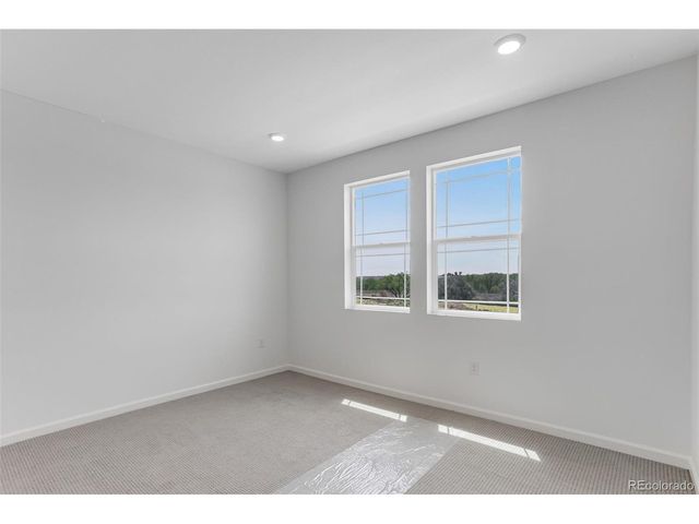 1422 Hudson Pl, Longmont, CO 80501