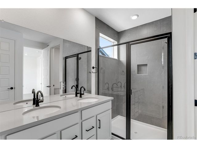 1422 Hudson Pl, Longmont, CO 80501