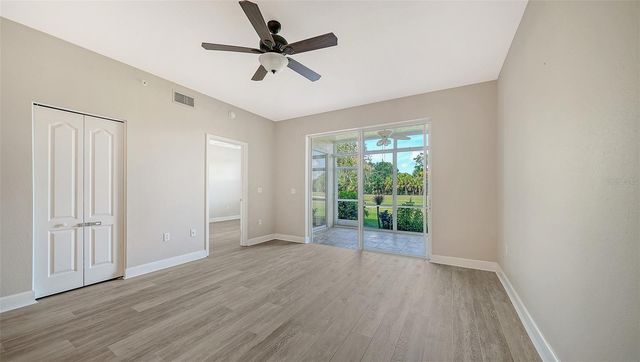 8735 OLDE HICKORY AVENUE 8105, Sarasota, FL 34238