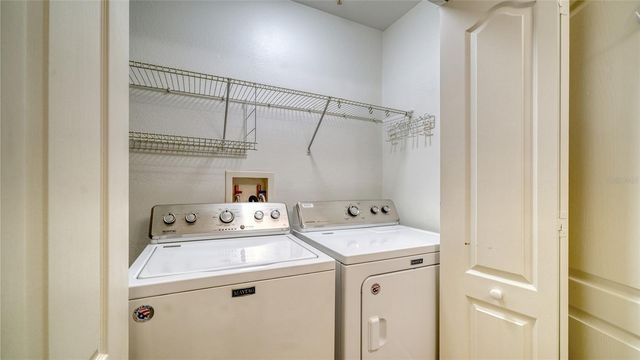 8735 OLDE HICKORY AVENUE 8105, Sarasota, FL 34238