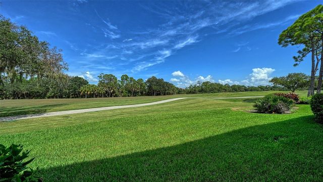 8735 OLDE HICKORY AVENUE 8105, Sarasota, FL 34238