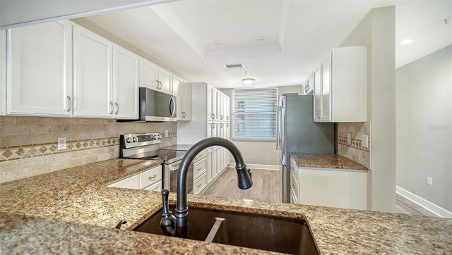 8735 OLDE HICKORY AVENUE 8105, Sarasota, FL 34238