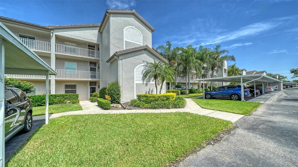 8735 OLDE HICKORY AVENUE 8105, Sarasota, FL 34238