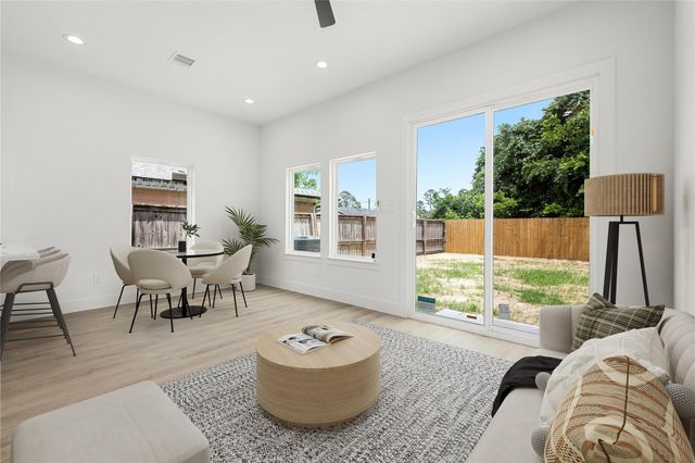 6302 Ezzard Charles Lane A, Houston, TX 77091