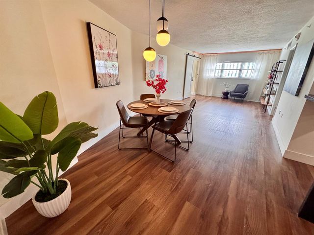 1881 Washington Avenue, Miami Beach, FL 33139