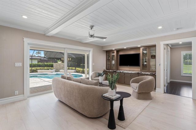 11976 N Lake Drive, Boynton Beach, FL 33436